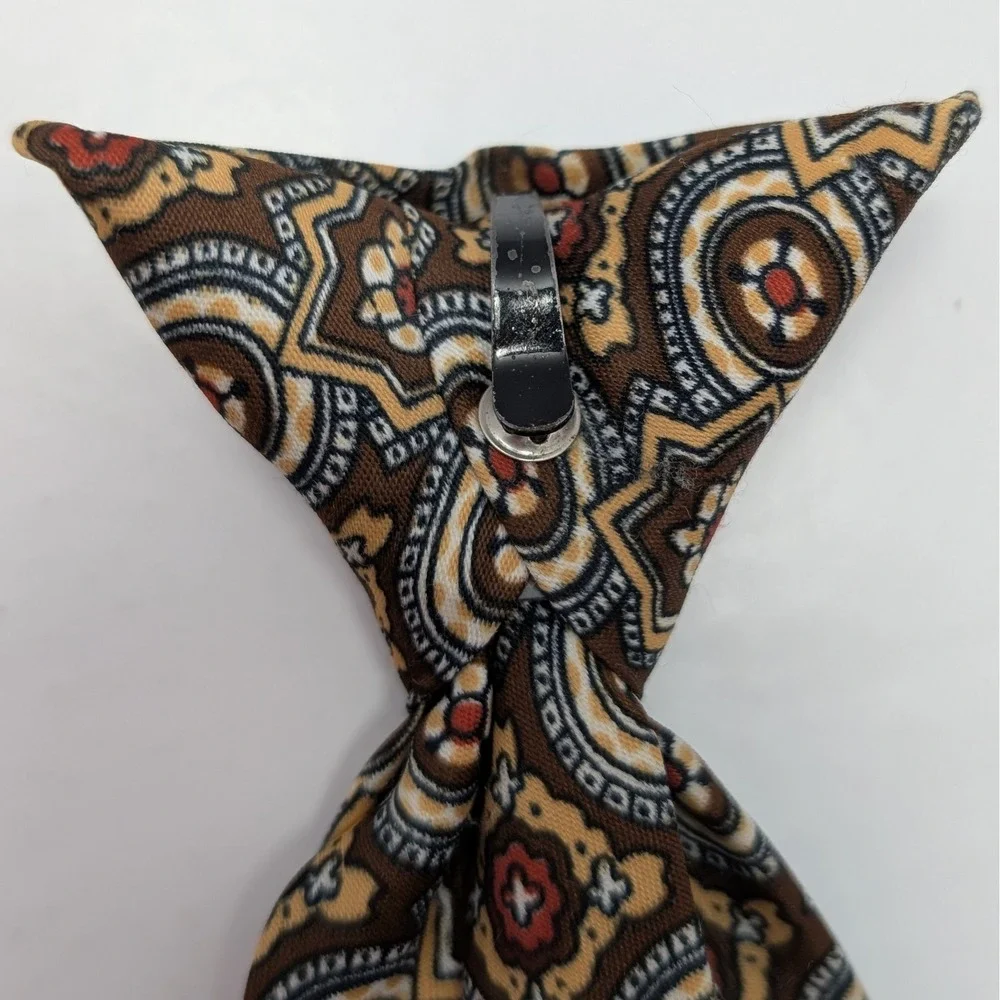 Vintage Boys Clip On Tie Medallion Geometric Pattern Brown Tan Formal Occasion